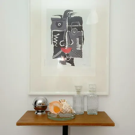 Avenida Apartment *